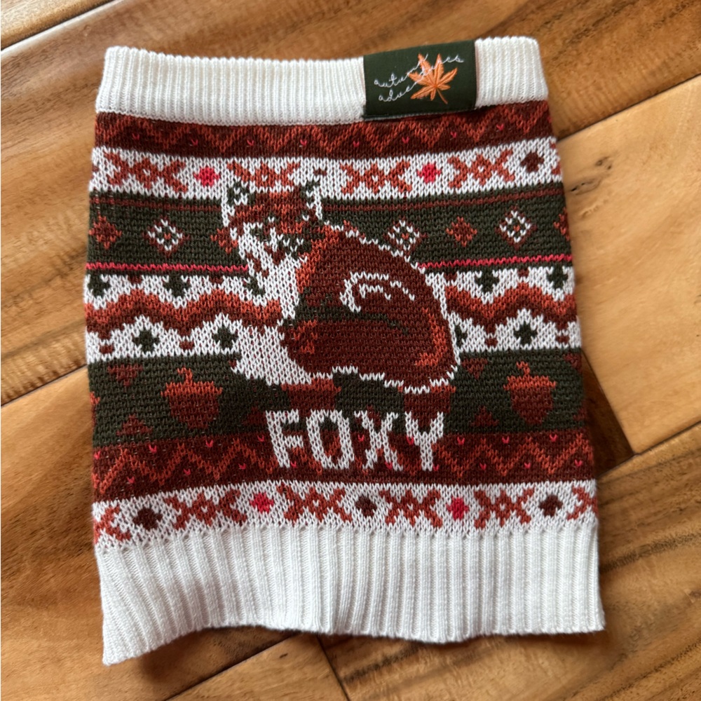 NWOT “Foxy” Pattern Small Dog Sweater - Red and White - Picture 1 of 9